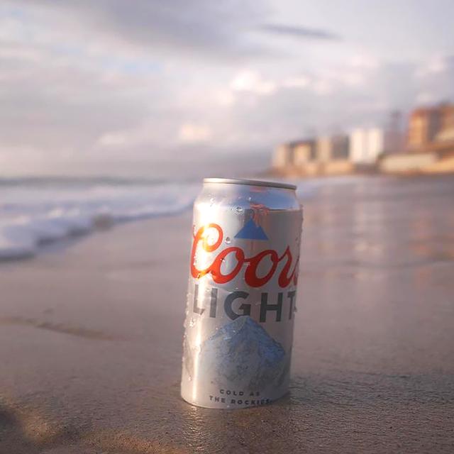 We’ll frolic on the beach with you any day 

📸: @ttamnotneb
